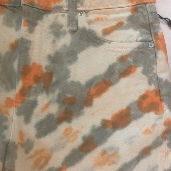 Hudson Mini Tie Dye Biker Shorts Size 28 NWT - Picture 2 of 9